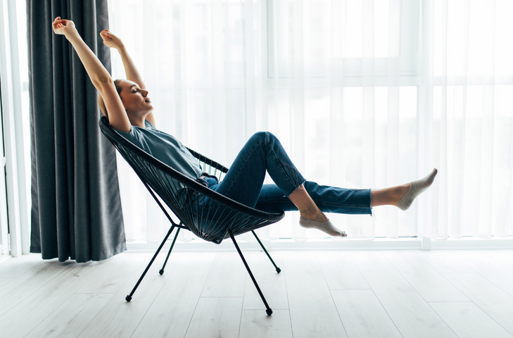 Los 10 ejercicios para combatir el sedentarismo y que se puede hacer en la  oficina